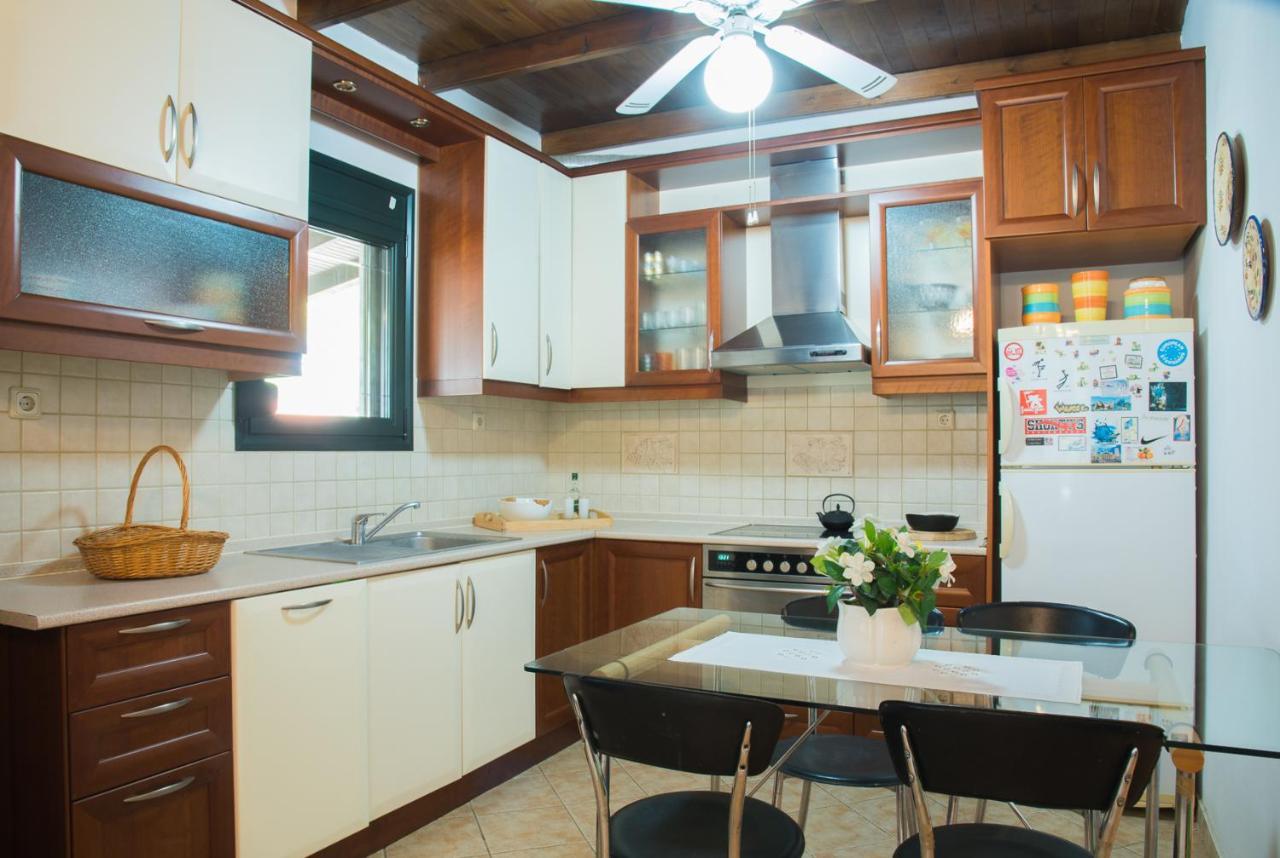 Villa Pefka Никити Экстерьер фото